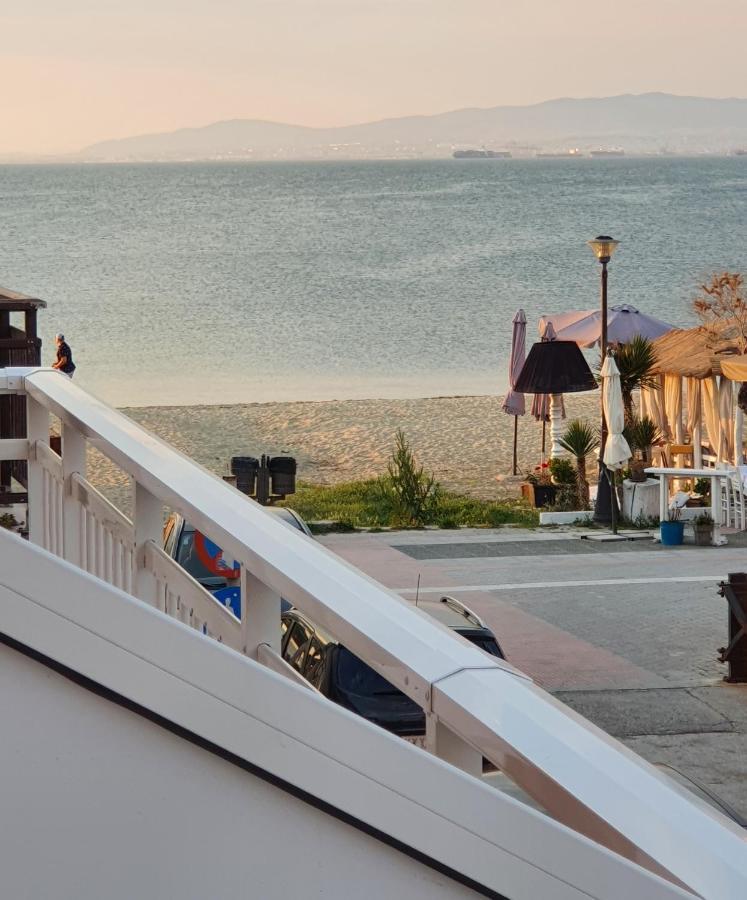 Casa Al Mare 2 Daire Peraía Dış mekan fotoğraf