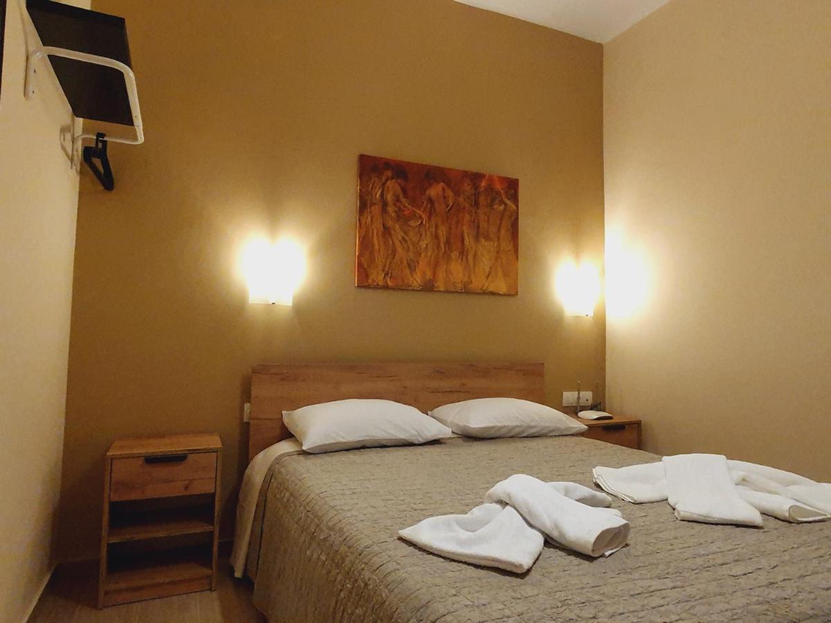 Casa Al Mare 2 Daire Peraía Dış mekan fotoğraf
