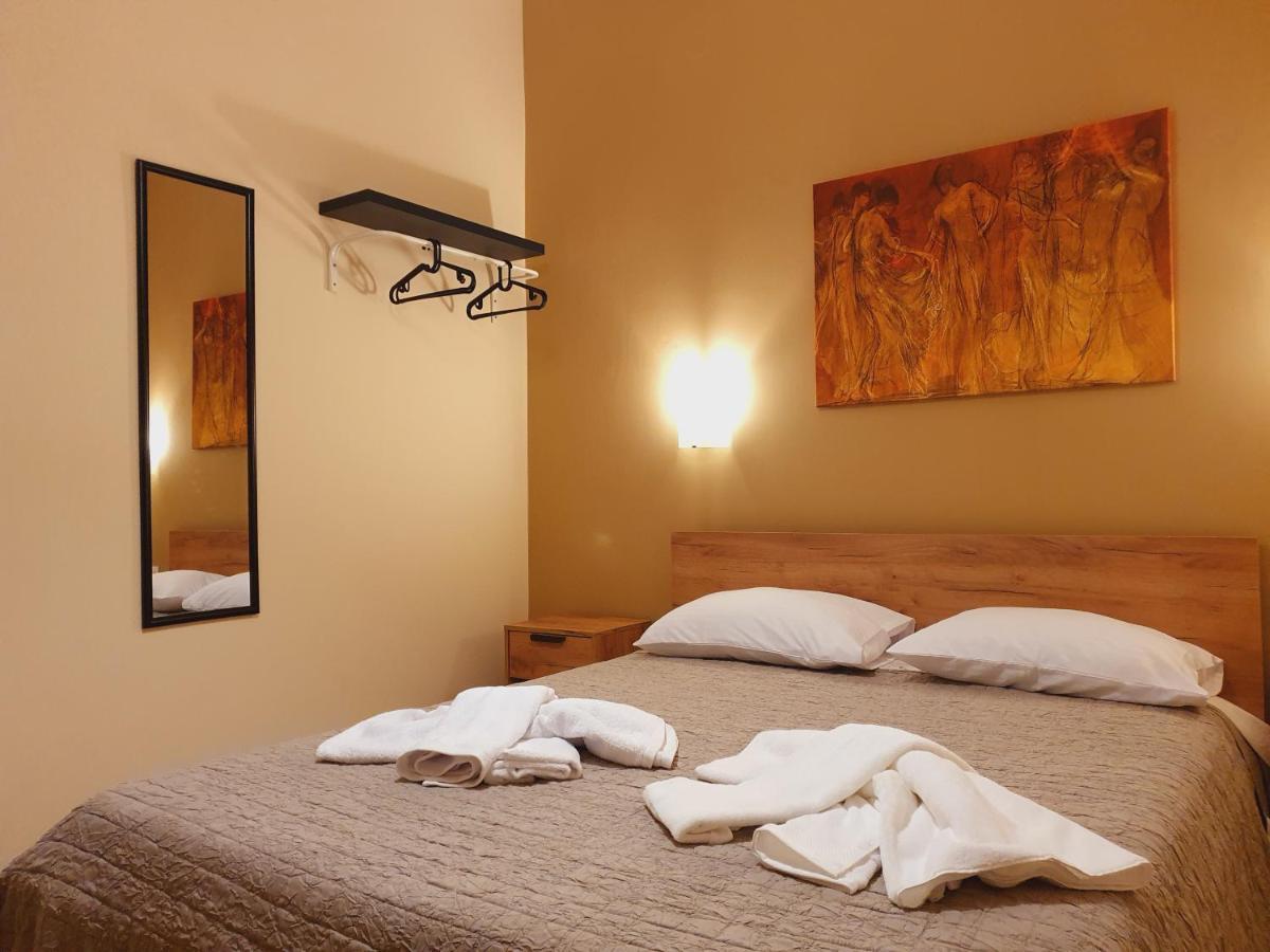 Casa Al Mare 2 Daire Peraía Dış mekan fotoğraf